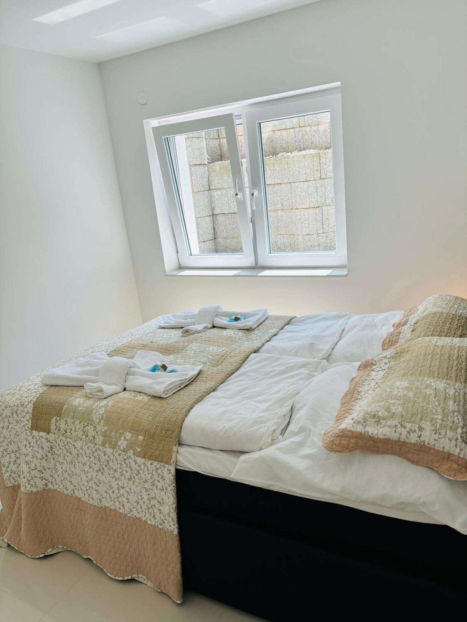 Modern Living In Hamburg-Wandsbek Self Check-In 2X Schlafzimmer 1X Schlafsofa Eksteriør bilde