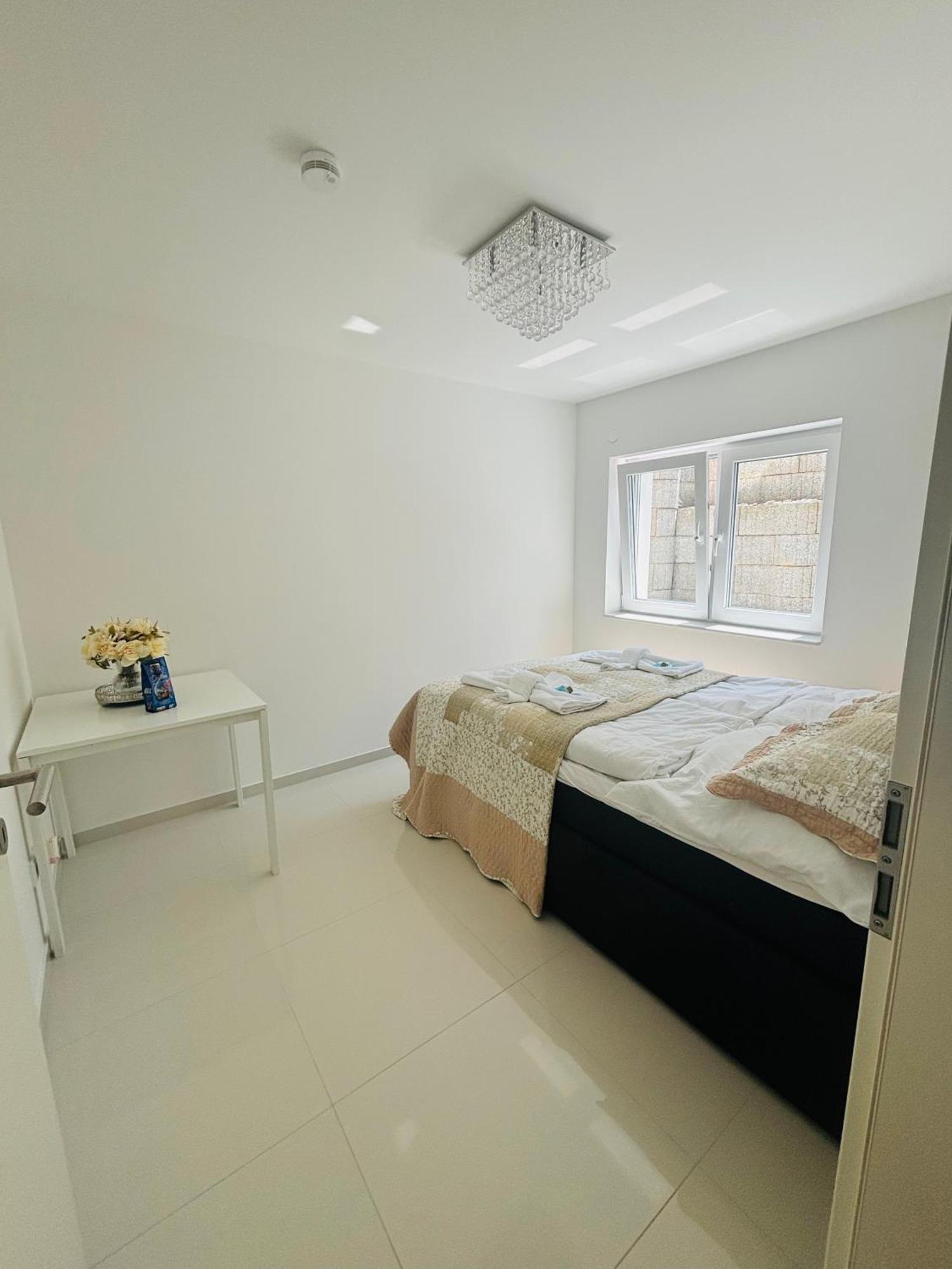 Modern Living In Hamburg-Wandsbek Self Check-In 2X Schlafzimmer 1X Schlafsofa Eksteriør bilde