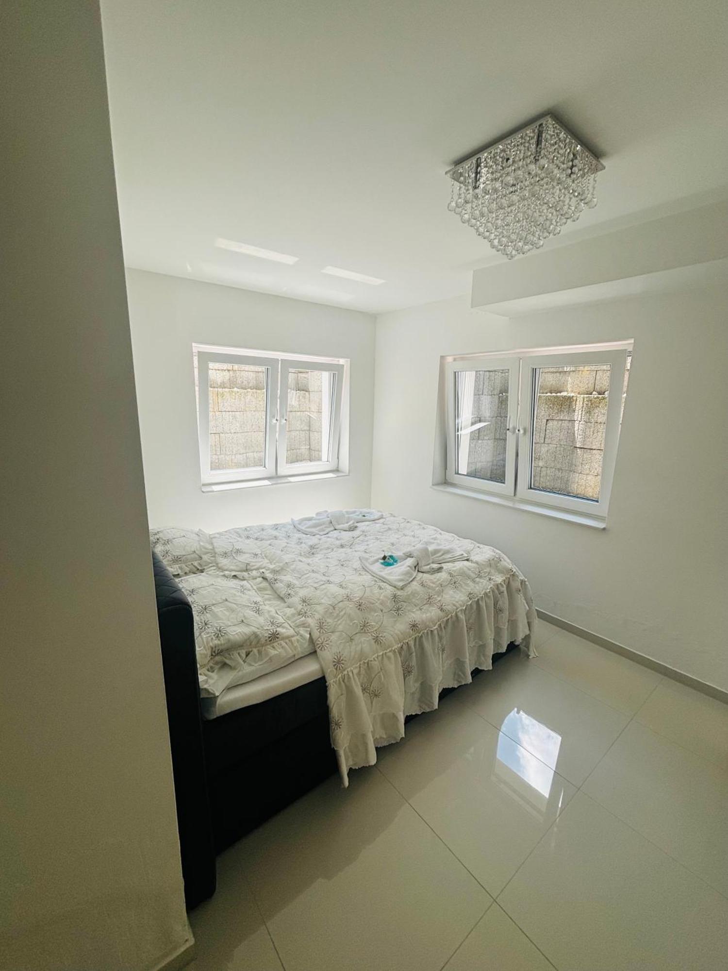Modern Living In Hamburg-Wandsbek Self Check-In 2X Schlafzimmer 1X Schlafsofa Eksteriør bilde